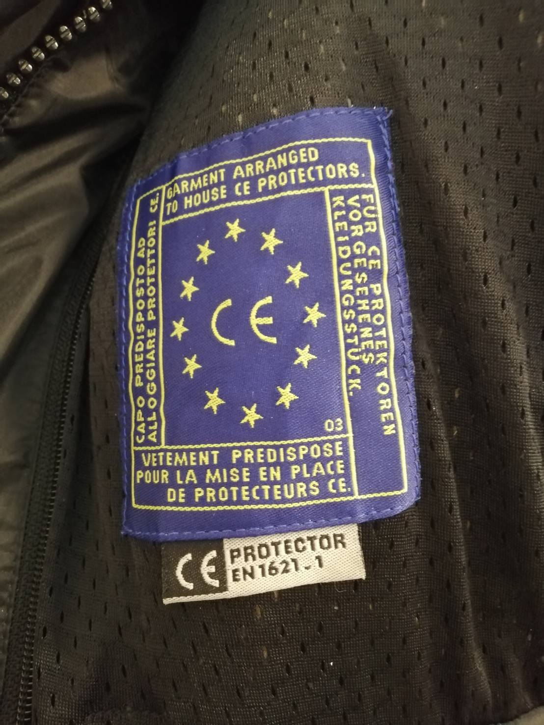 เสื้อขี่มอเตอร์ไซด์( มือสอง) RCT 374 ขนาด : อก 50" ยาว 27" **ยี่ห้อ IXS**