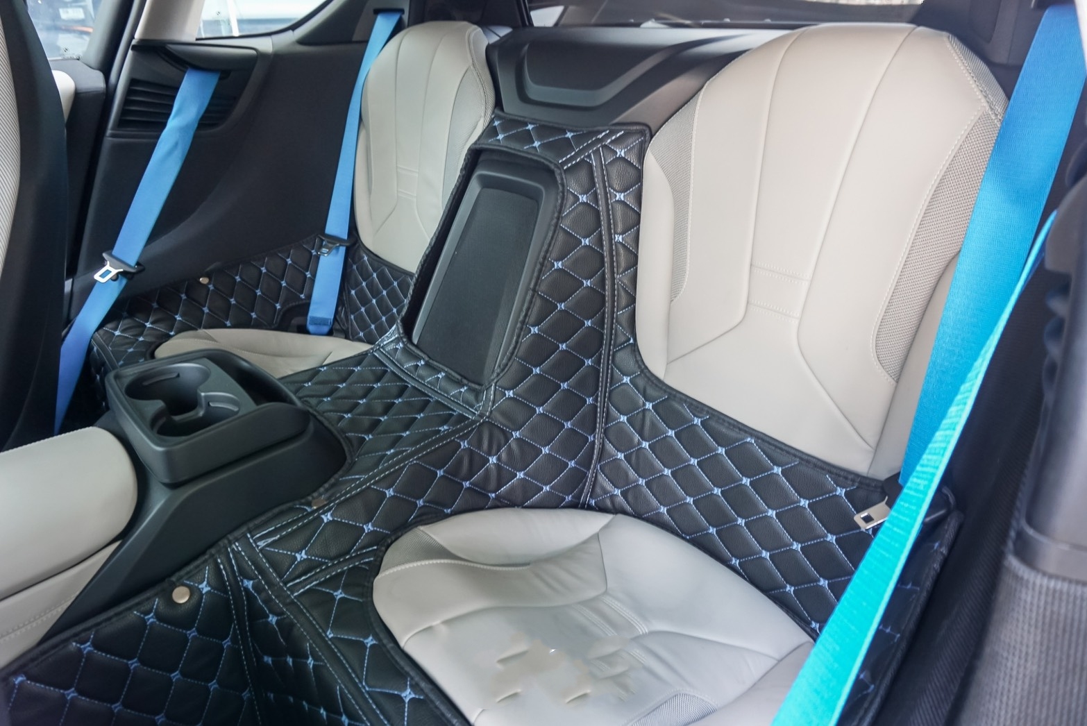 BMW i8 ปี 2015