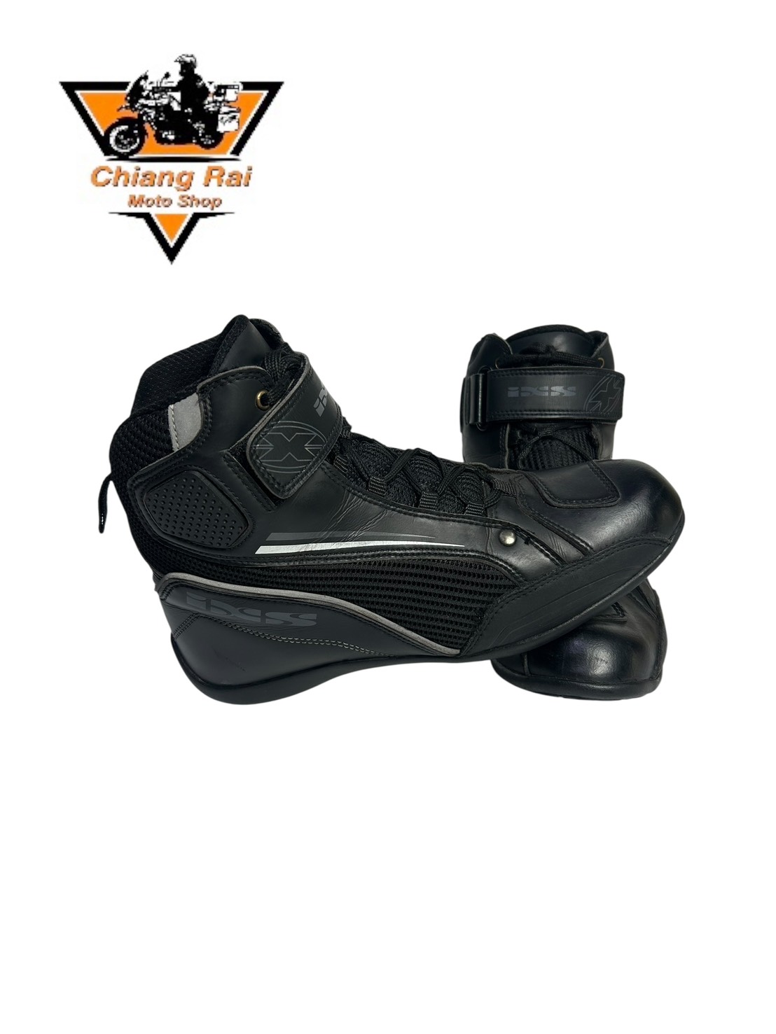 รองเท้าขี่มอเตอร์ไซด์( มือสอง) RCBT-138 Size ขนาดจากป้าย 43:EUR / 9:UK / 27.5:Cm.(IXS)