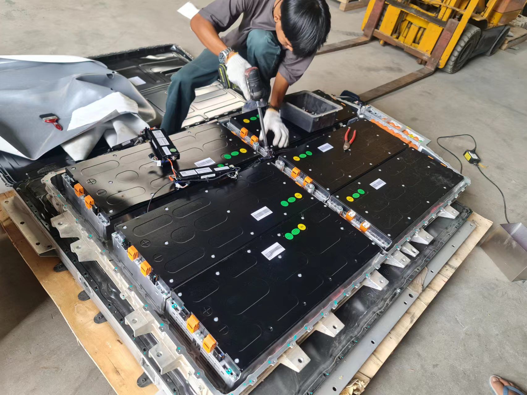 โมดูลรถ ev ไฮบริด phev หรือไฟฟ้าล้วน ตั้งแต่ 10kw 20kw 40kw 70kw 80kw 100kw ทางเราสามารถจัดหาให้ท่านได้ ช่วง 300v - 700v ปีใหม่ๆ 2021 2022 ความจุเต็มเหมือนใหม่