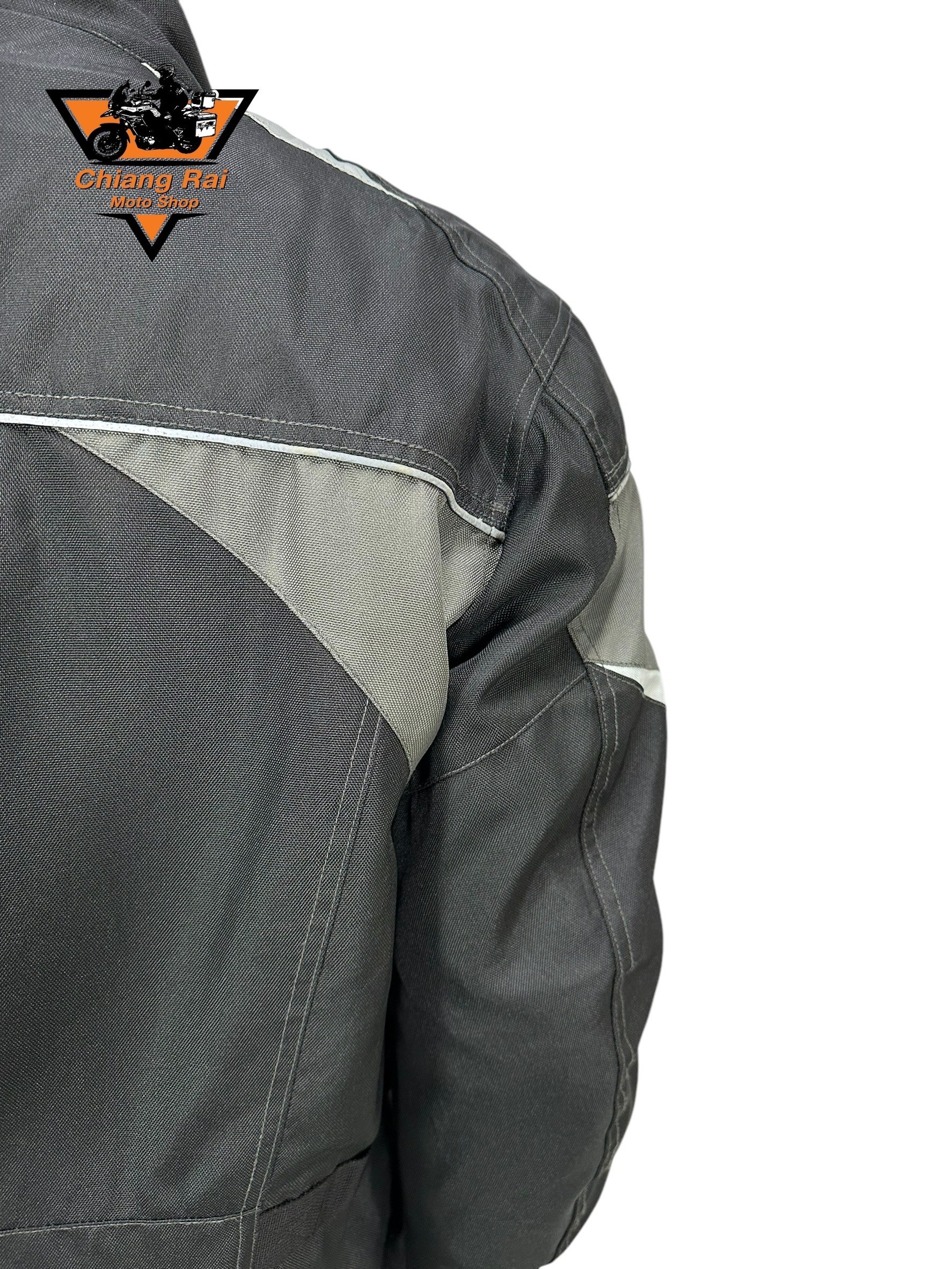 เสื้อขี่มอเตอร์ไซด์( มือสอง) RCTA 704 อก 48" ยาว 27 (L) **CYCLE SPIRIT**