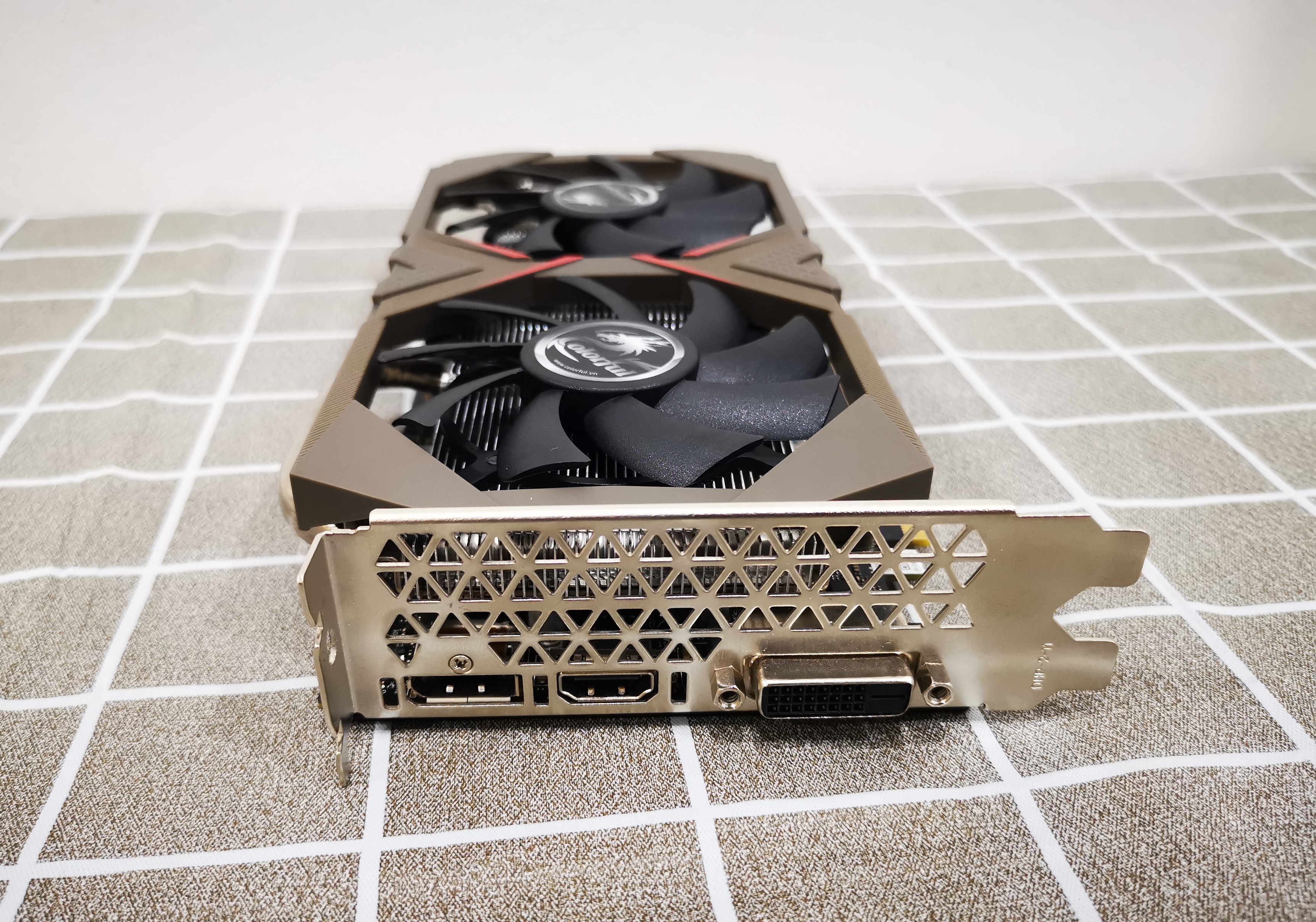 Colorful GTX 1660 super 6GB 192Bit