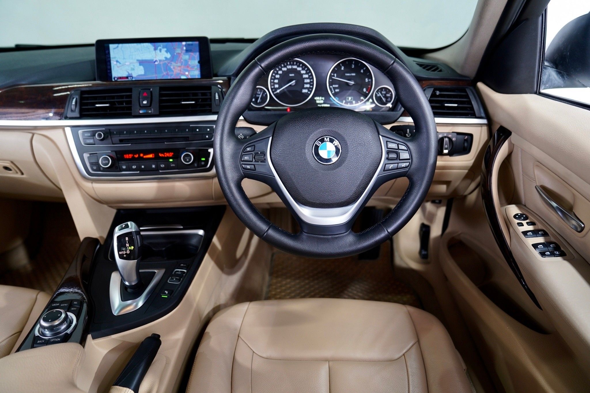 BMW SERIES3 F30 320D 2.0 LUXURY ปี2012