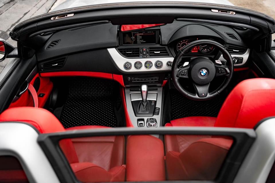 BMW Z4 2.3i s-Drive M-Sport Package (model E89) ปี2011