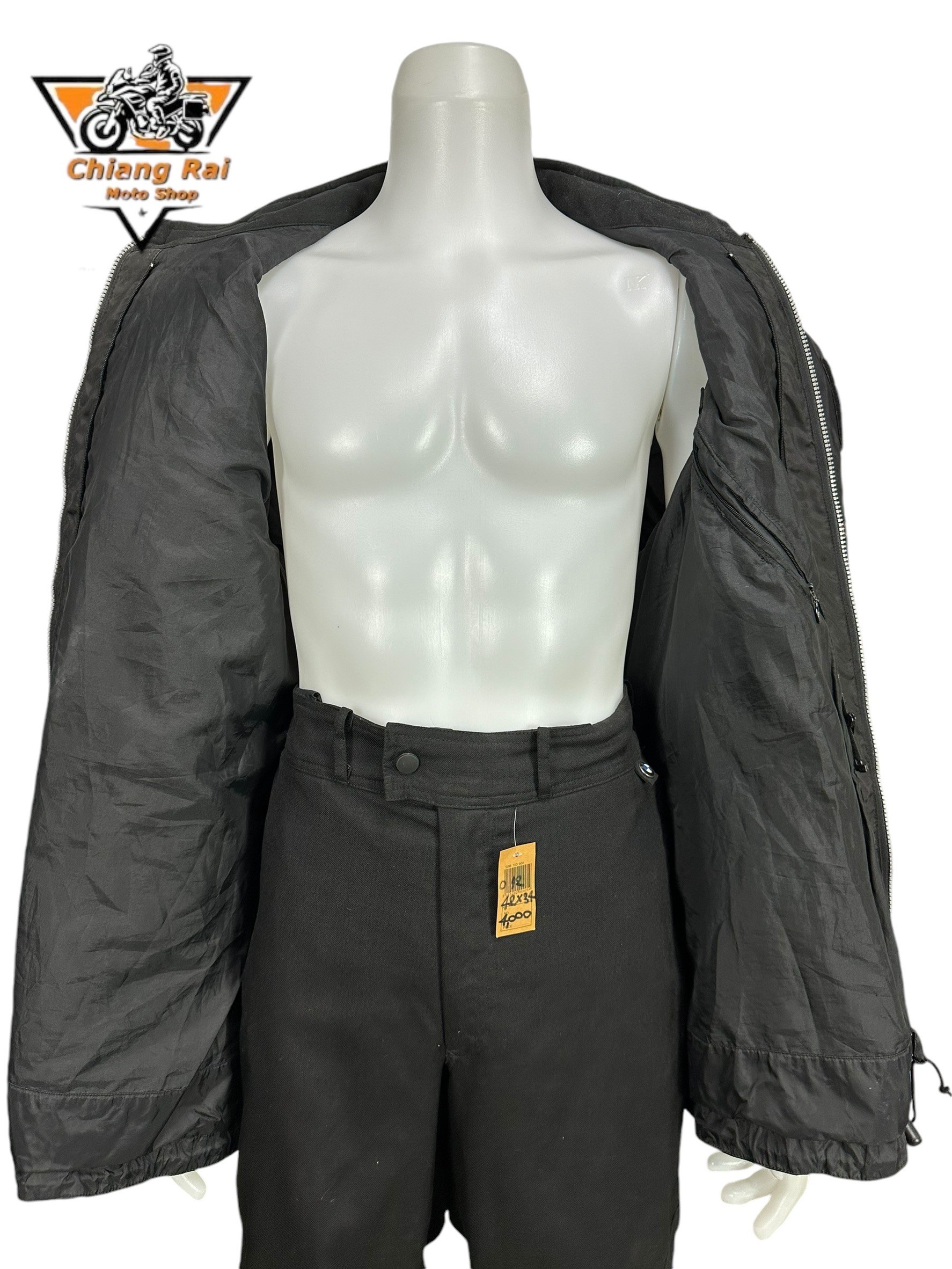 ชุดสำหรับขี่มอเตอร์ไซด์ ( มือสอง ) SET 012 ชุดทัวริ่ง เสื้อการ์ด + กางเกง ยี่ห้อ* ** BMW***