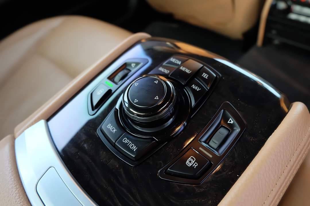 Bmw F02 Active Hybrid 7 LCI M Sport Package ปี 2016