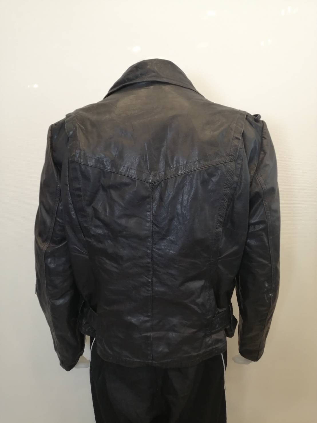 เสื้อขี่มอเตอร์ไซด์( มือสอง) RCS 301 อก 48" ยาว 24" **ยี่ห้อ - **(ไม่มีการ์ด)