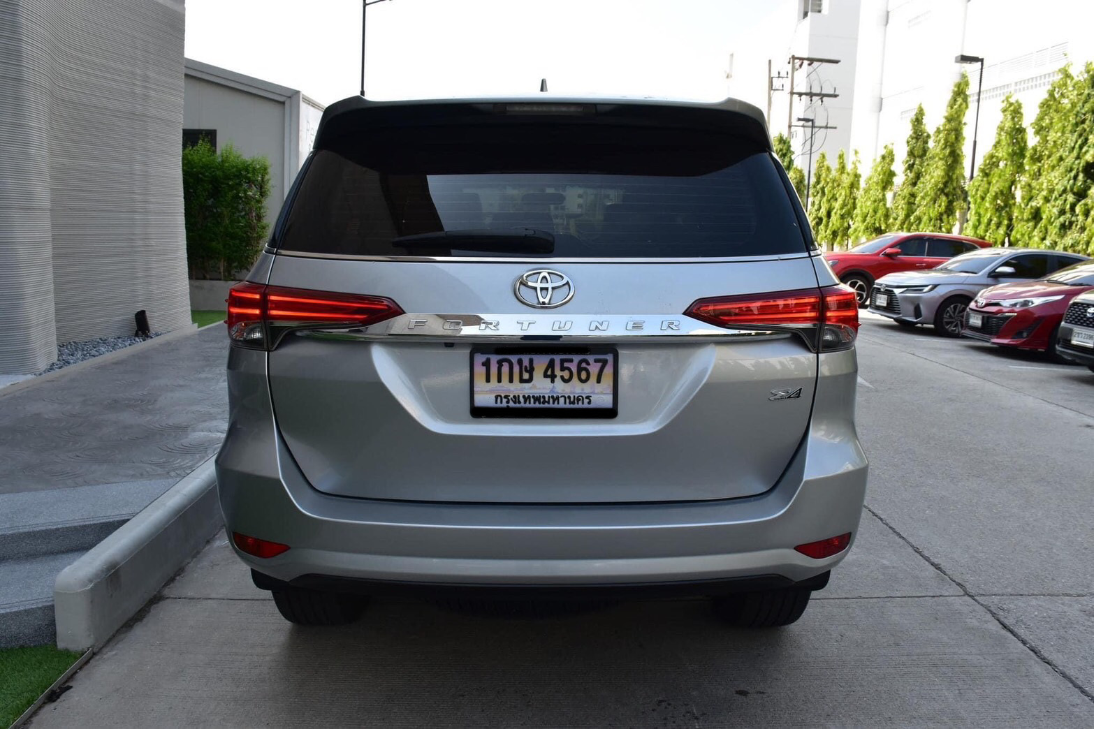 TOYOTA FORTUNER 2.4V 4WD ปี2017