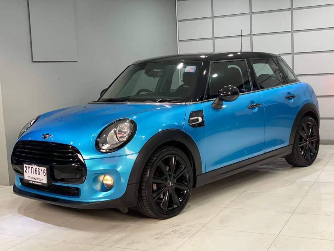 Mini Copper A 5 TURER RHD 1.5 turbocharged V3 F55 CBU ปี 2015