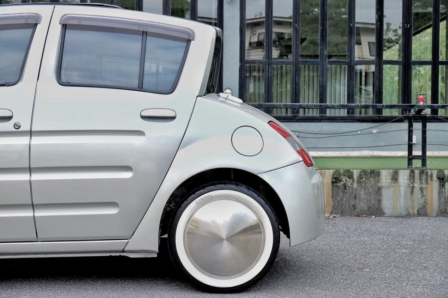 Toyota WiLL Vi ปี 2000