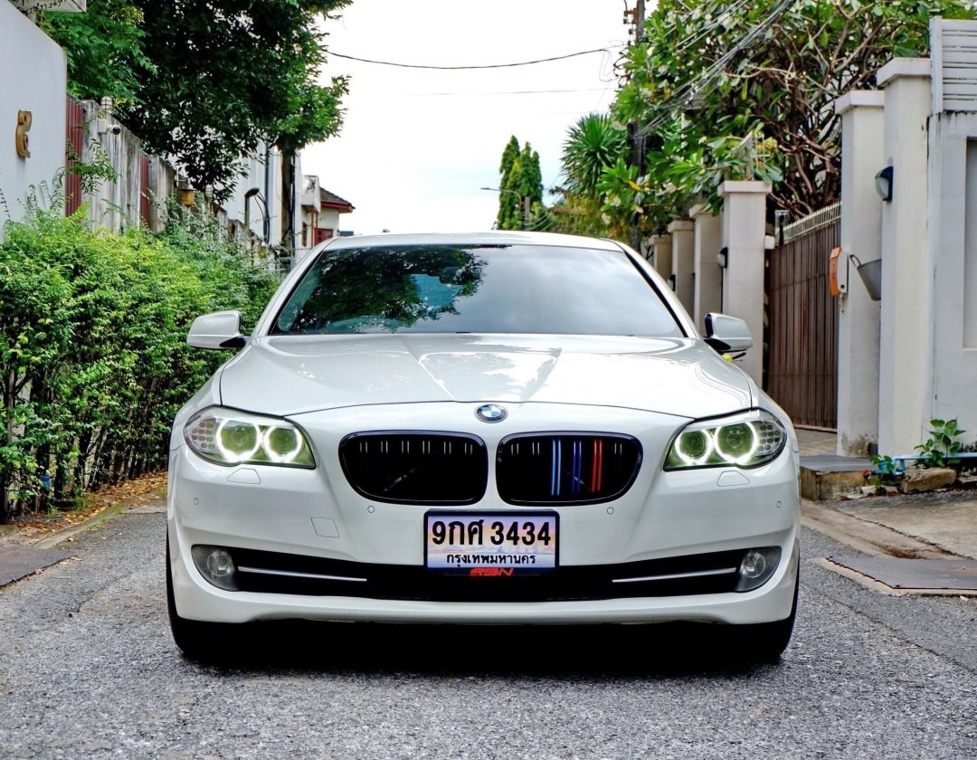 BMW SERIES 5 528i Luxury (F10) ปี 2013