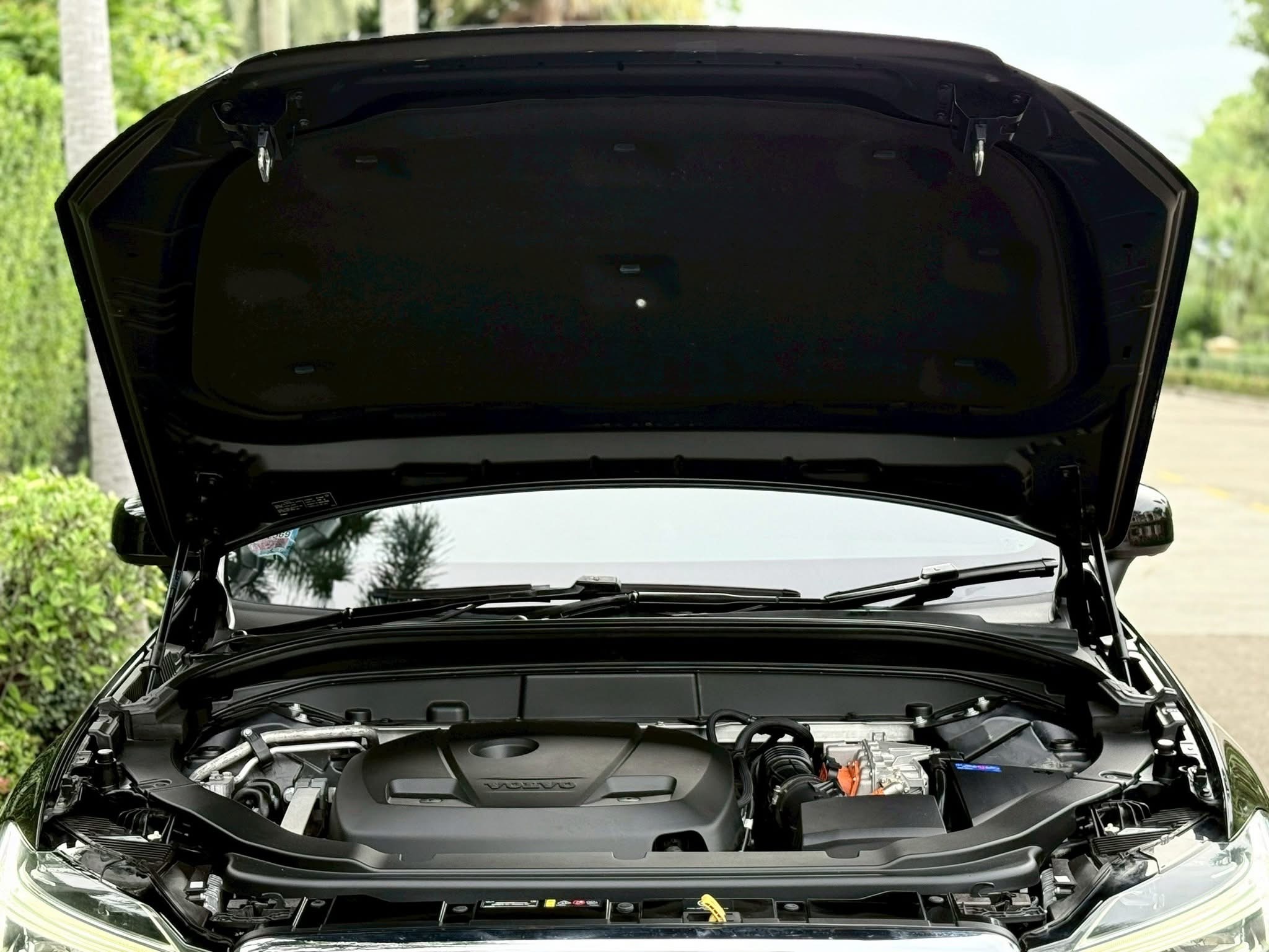 VOLVO XC60 T8 Inscription ปี 2019