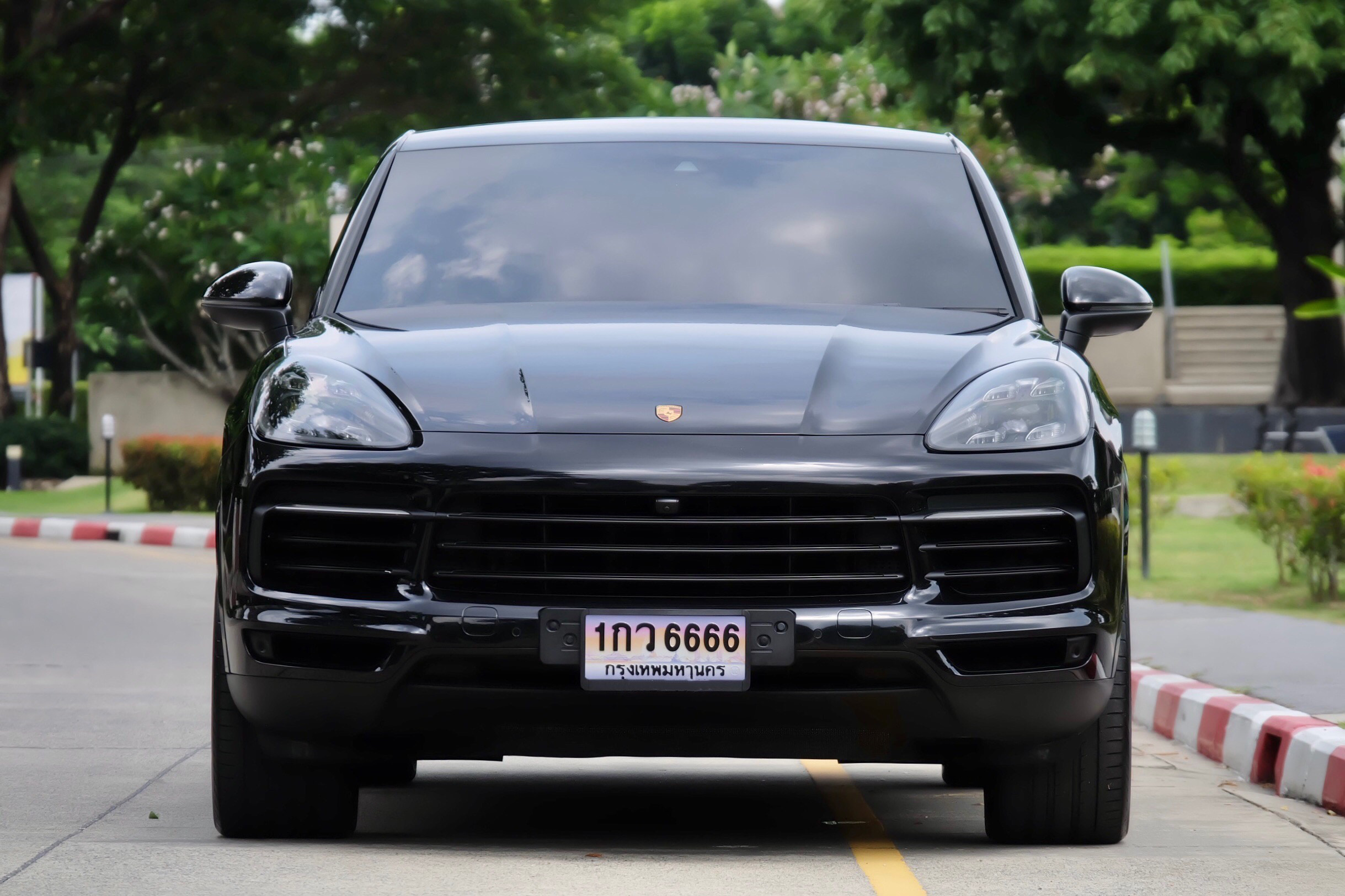 Porsche Cayenne Coupe E-Hybrid ปี 2020