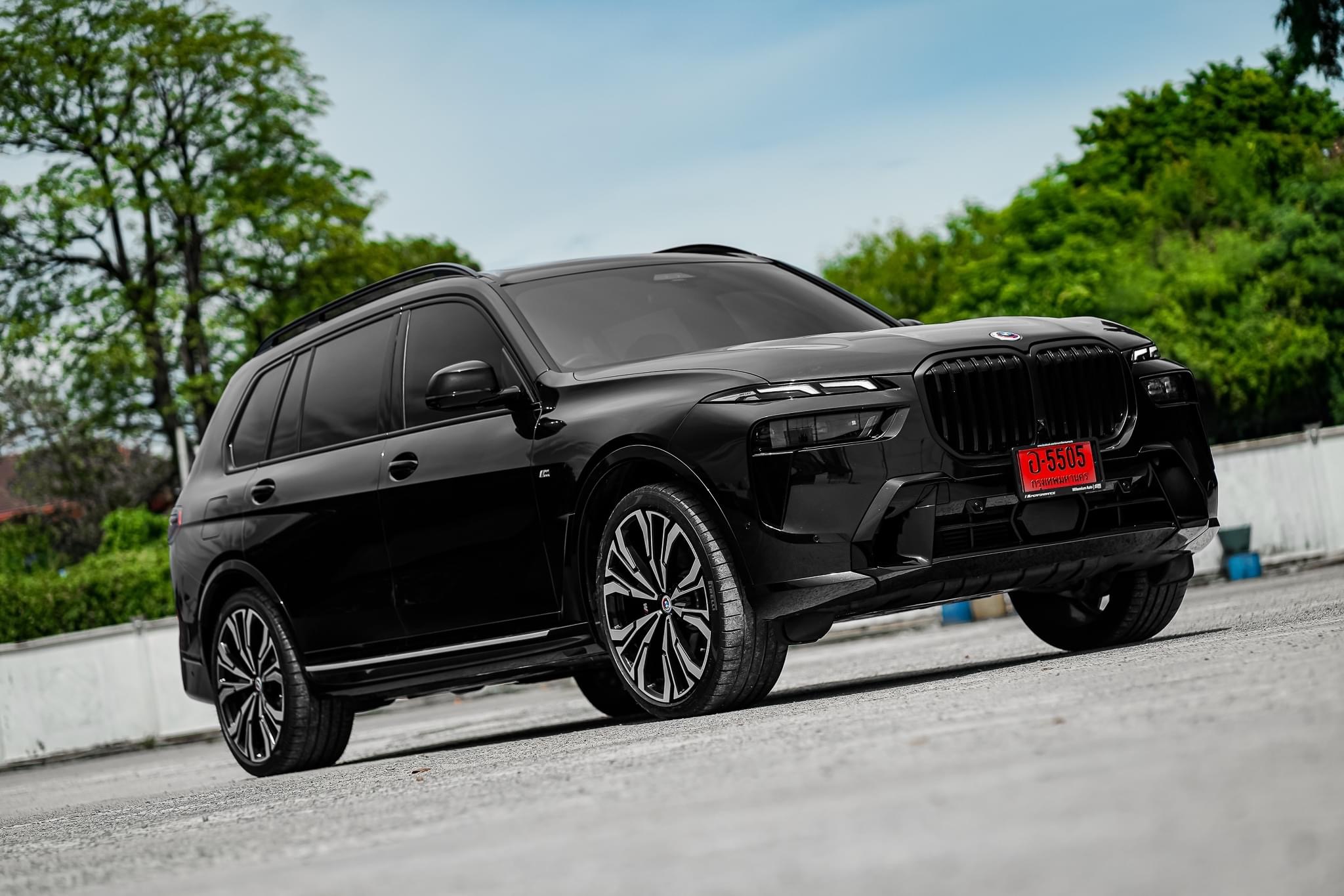 BMW X7 40d Msport LCI G07 ปี 2023