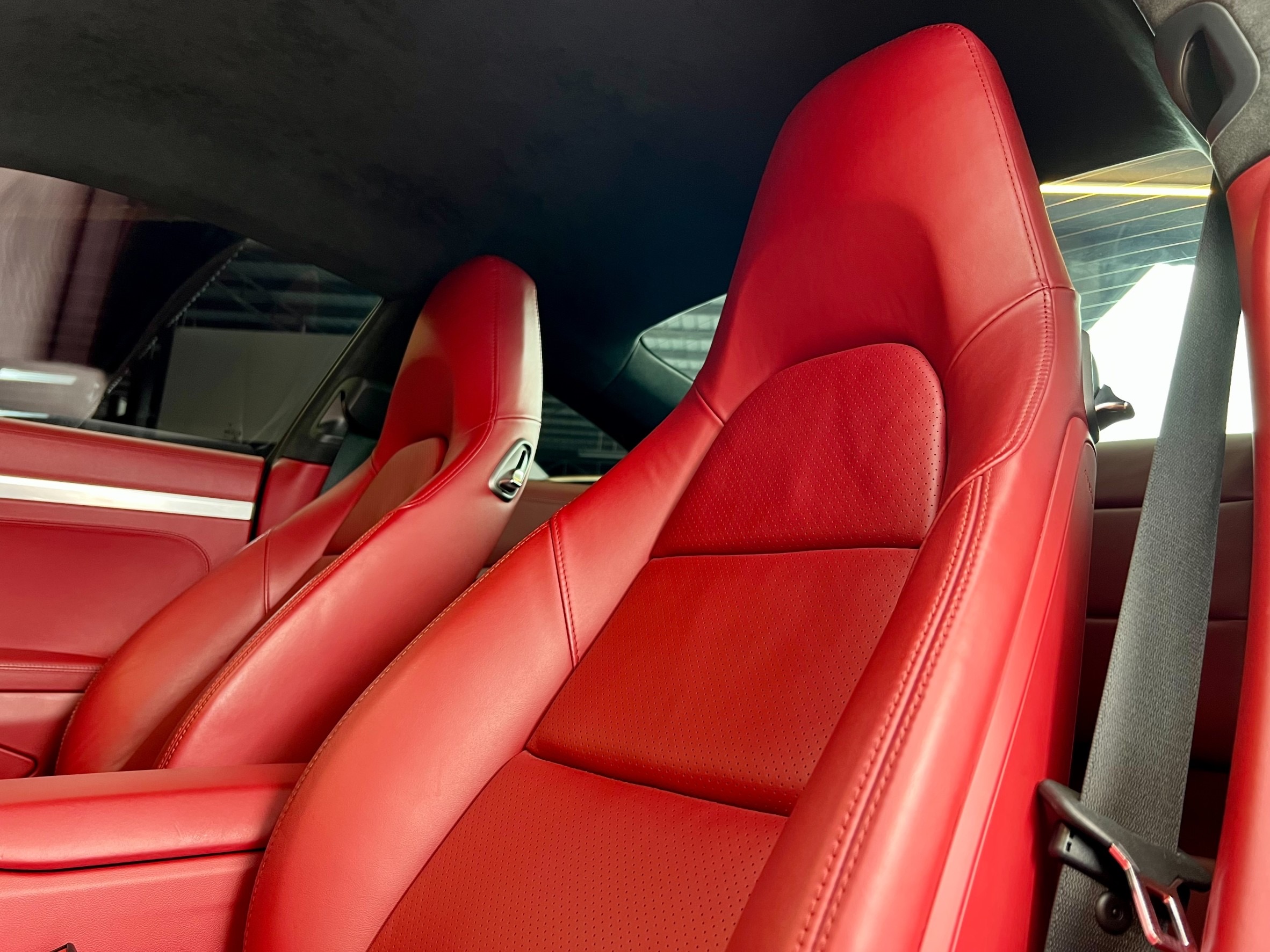 Porsche Carrera 911 ปี 2013