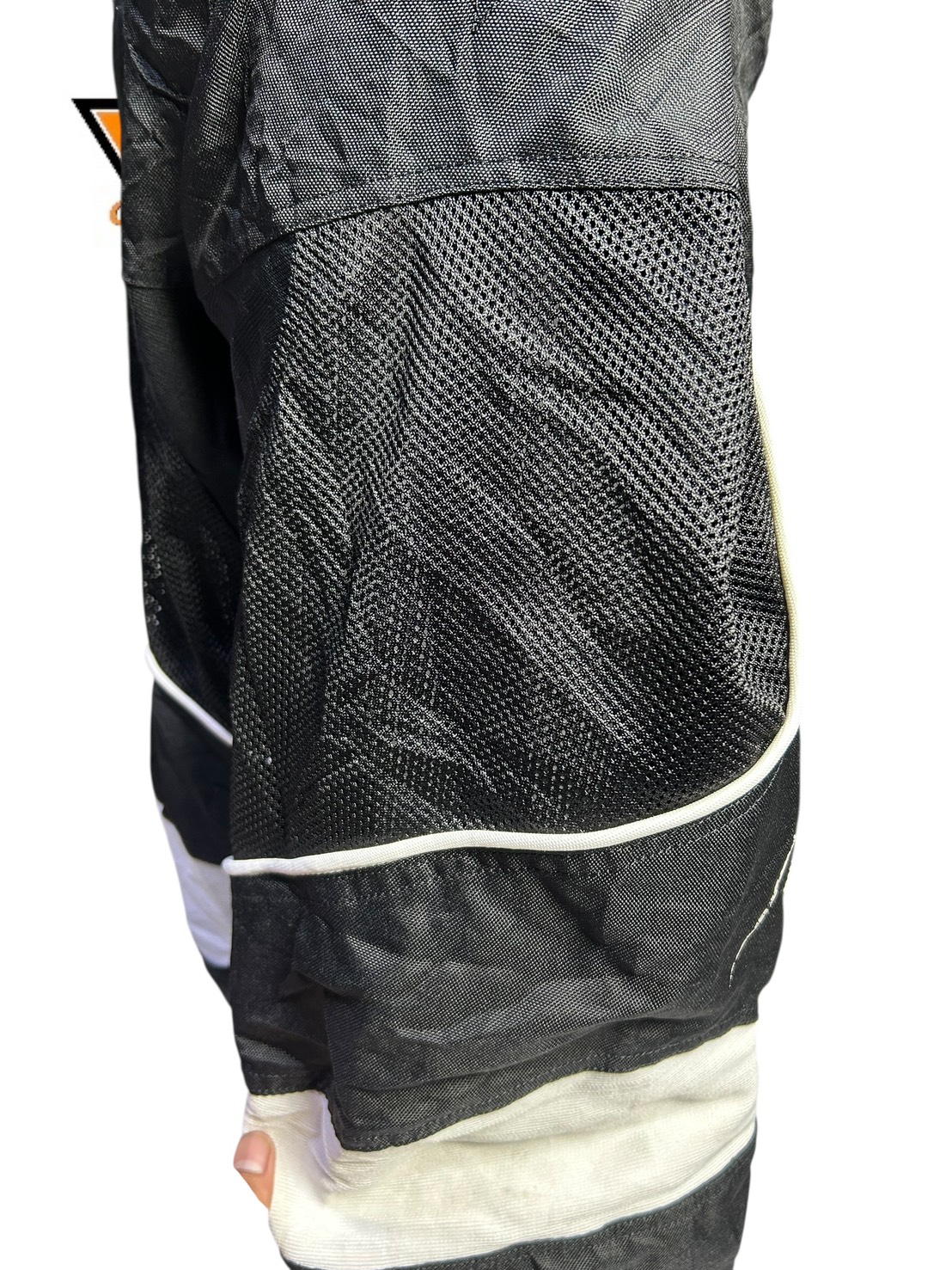 กางเกงขี่มอเตอร์ไซด์ ( มือสอง ) E&A 673: เอว 44" ยาว 30" **BILT**