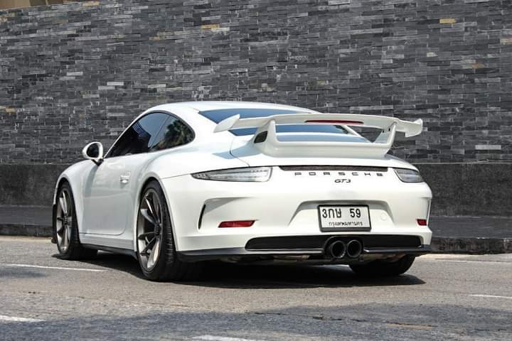 PORSCHE 911 GT-3 ปี 2015