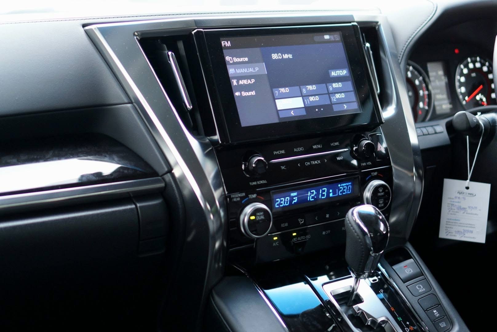 Toyota Alphard SC ปี 2022 แท้ ( MINOR CHANGE )
