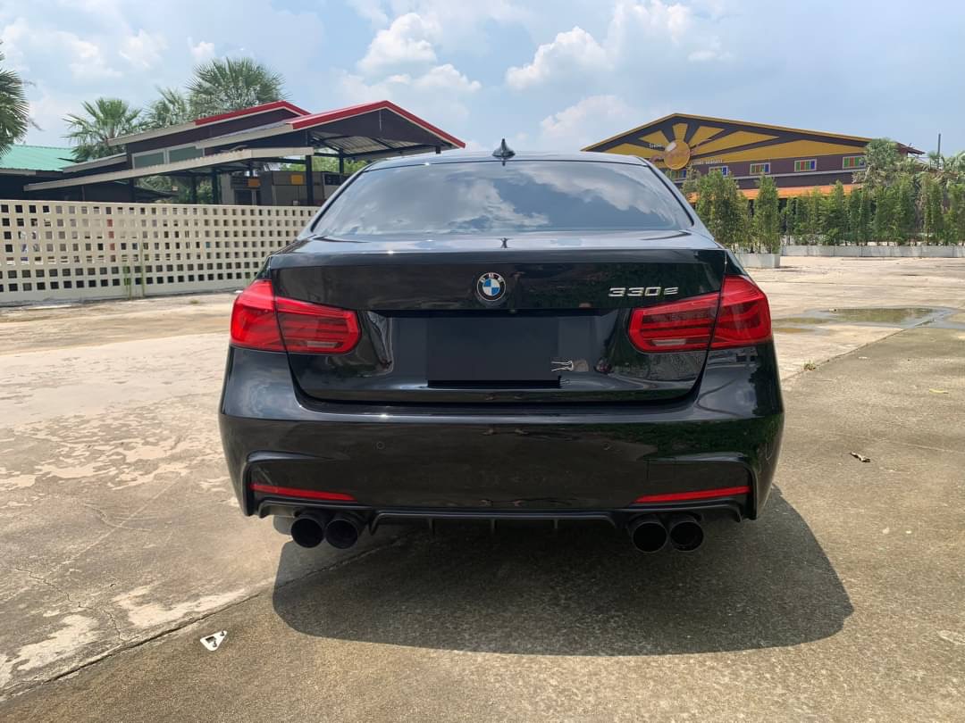 BMW 330e M Sport ปี 2016