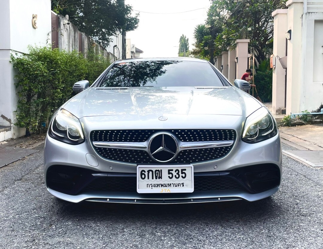 Mercedes-Benz SLC300 ปี 2017