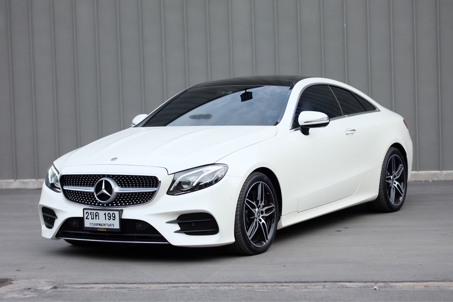 Mercedes Benz E200 Coupe AMG Dynamic 2021 แท้