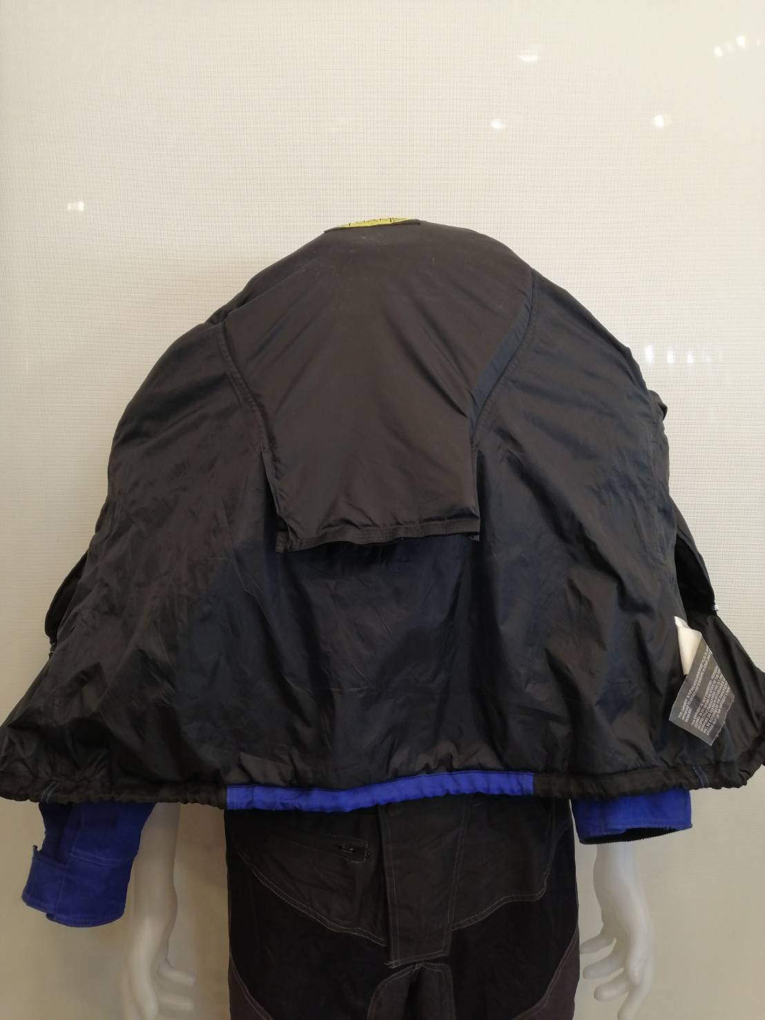 เสื้อขี่มอเตอร์ไซด์( มือสอง) RCT 221 ขนาด : อก 48" ยาว 26" **ยี่ห้อ DYNAMIC **