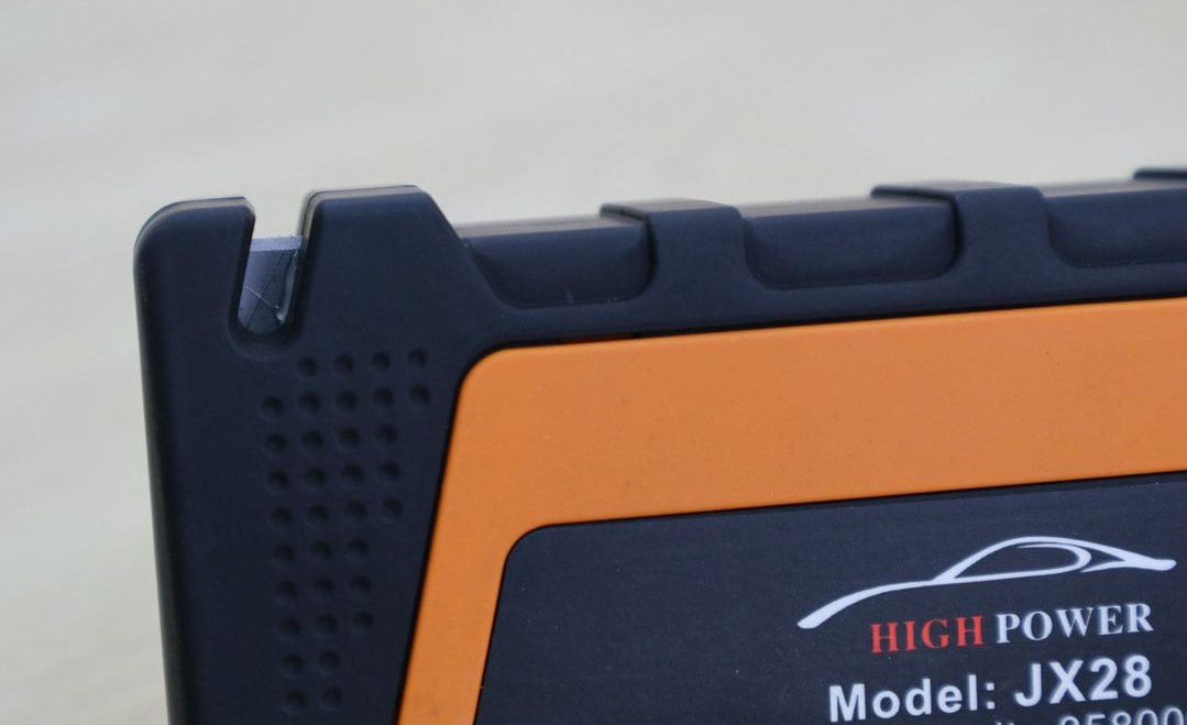 ชุดจั๊มสตาร์ทรถยนต์ O.M.Y 85800mAh