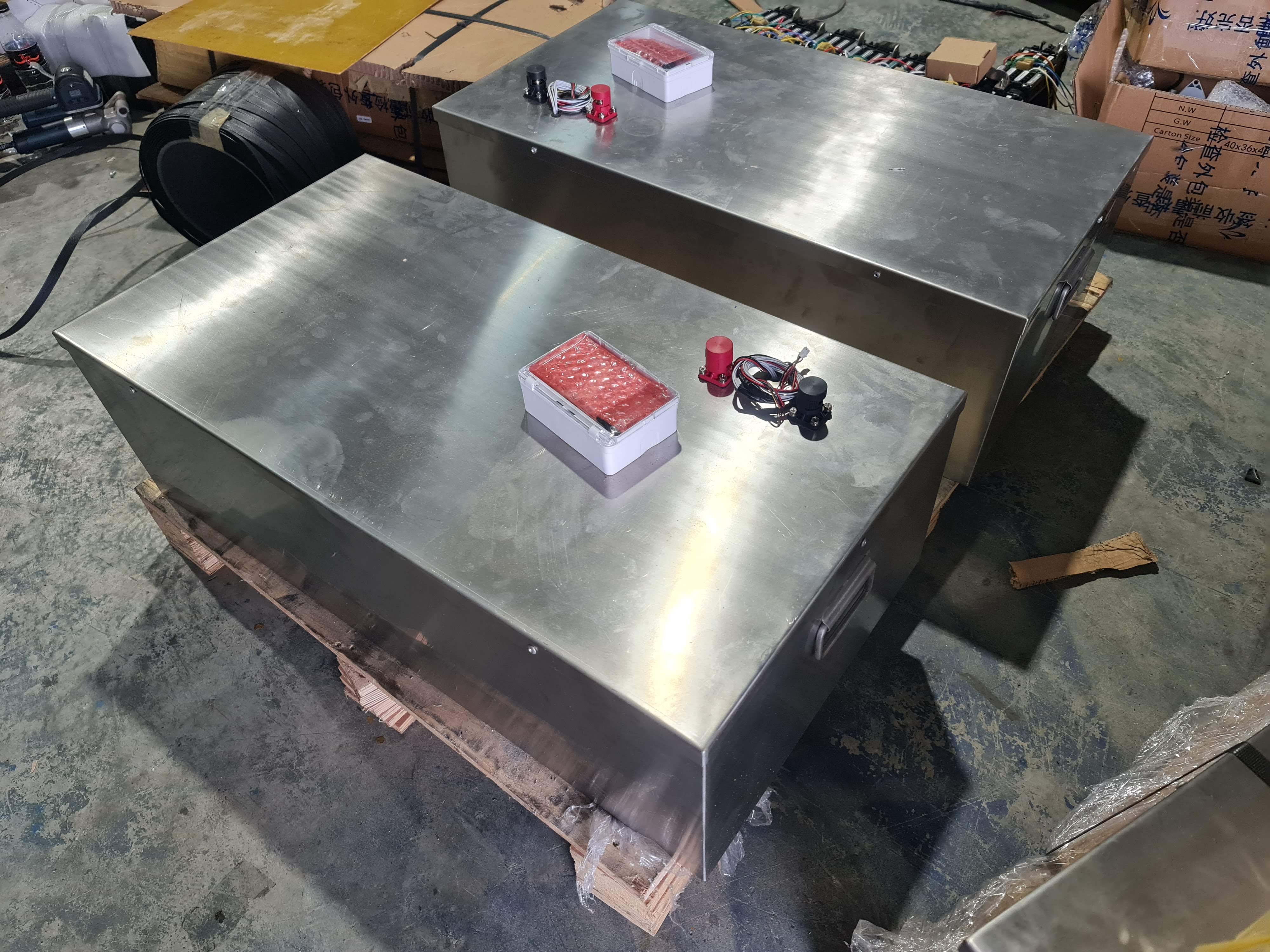 แบตเตอรี่โฟลคลิฟท์ไฟฟ้า ประจำการในโรงงาน electric forklift lihtium battery รถ 1.5 ตัน 2.5 ตัน รับไหว