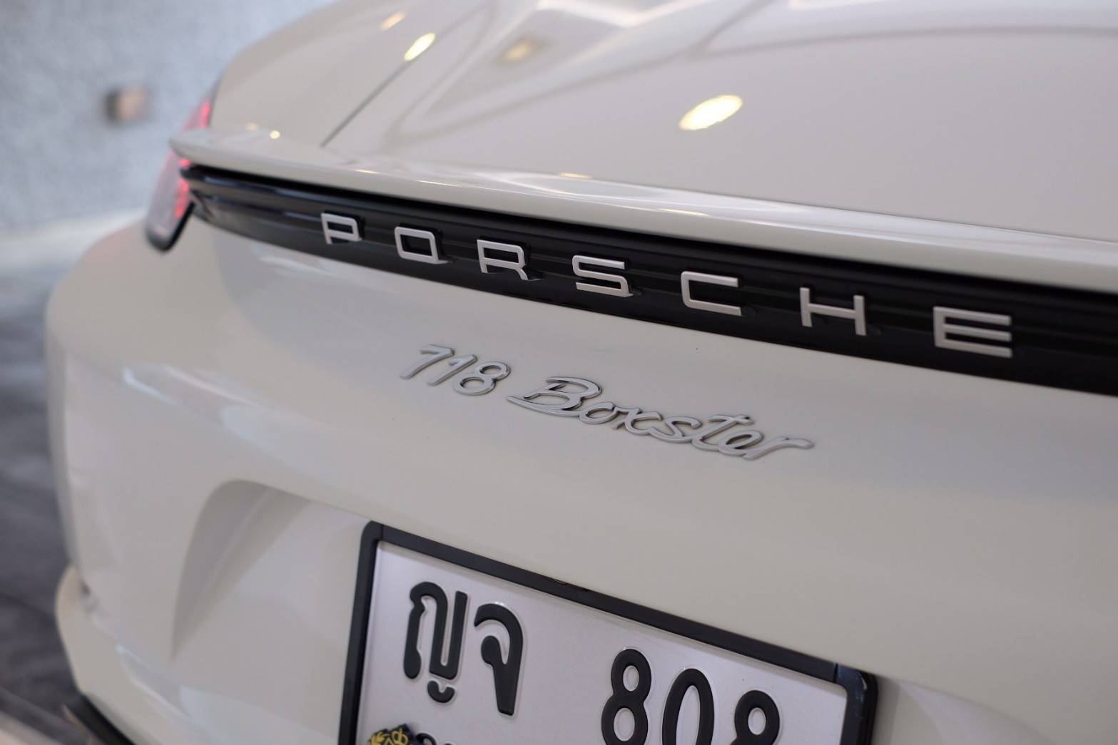 Porsche Boxster 718 ปี 2017