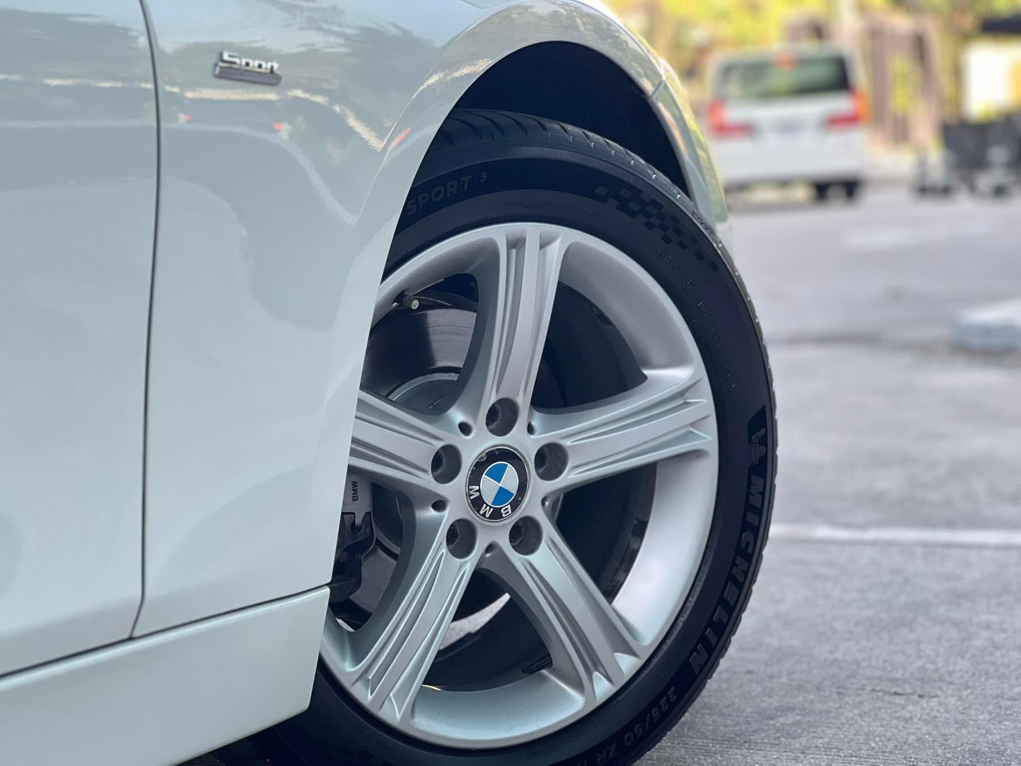 BMW F30 320i Sport LCI ปี 2016