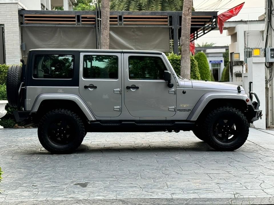 JEEP Wrangler Sahara 2.8 Crd ดีเซล ( JK ) 4wd Ultimate ปี 2014