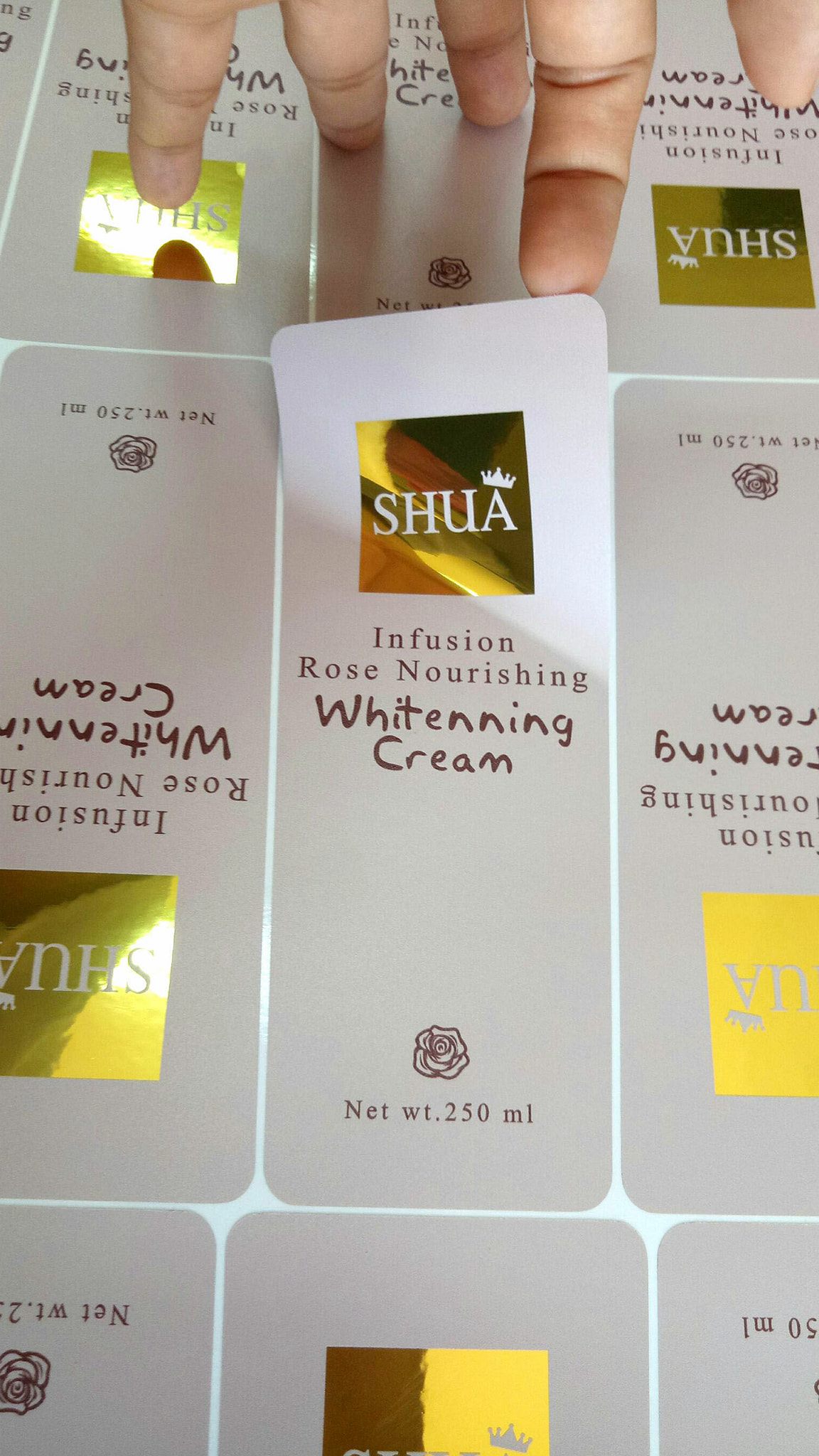 สติ๊กเกอร์ฉลากสินค้าฟรอยทอง ฟอยล์