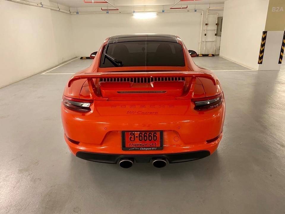 Porsche 911 Carrera 3.0 991.2 Coupe สีส้ม (Lava orange) ปี 2018