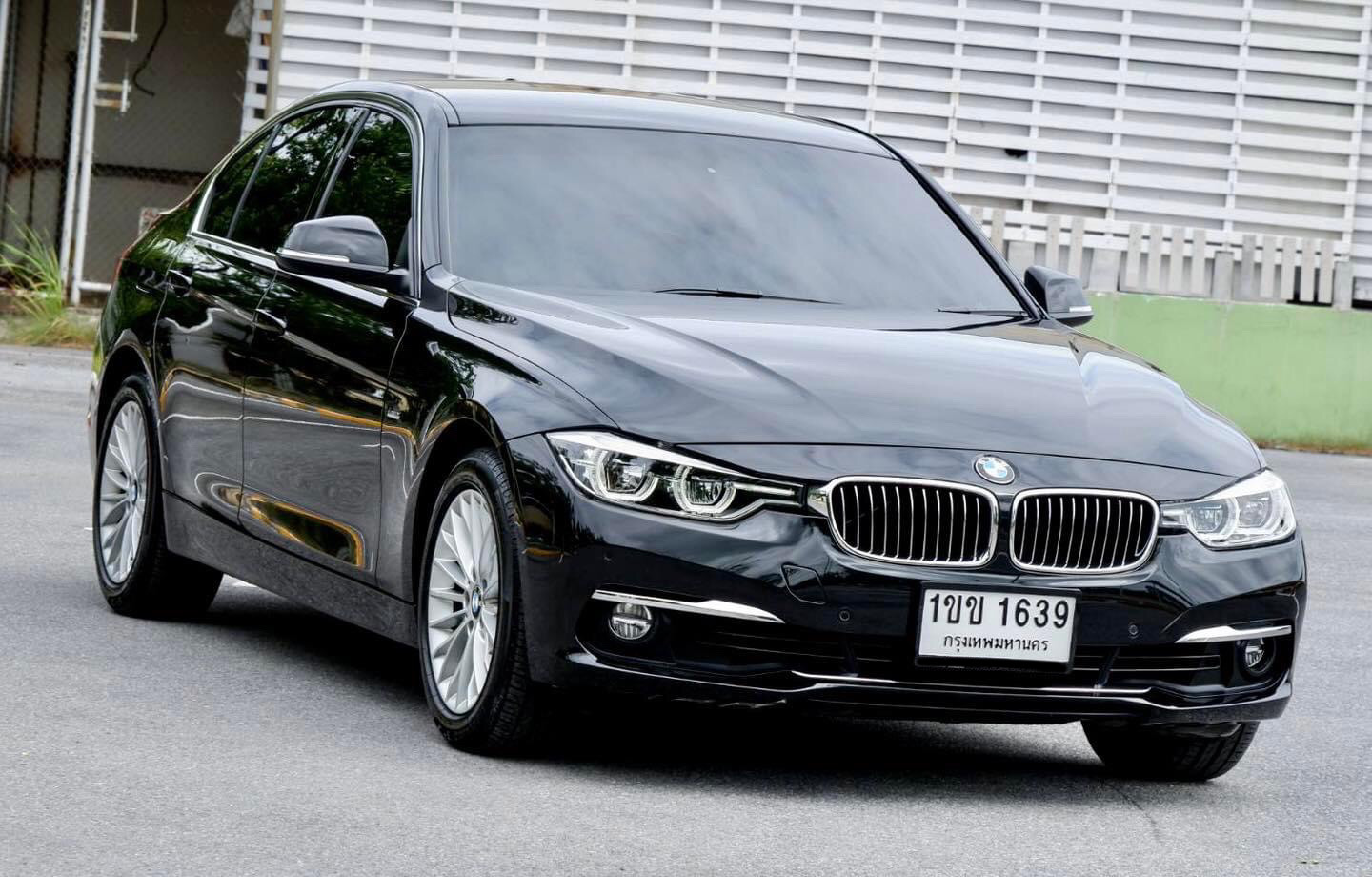 BMW F30 320I Luxury Line LCI Minorchange ปี 2016