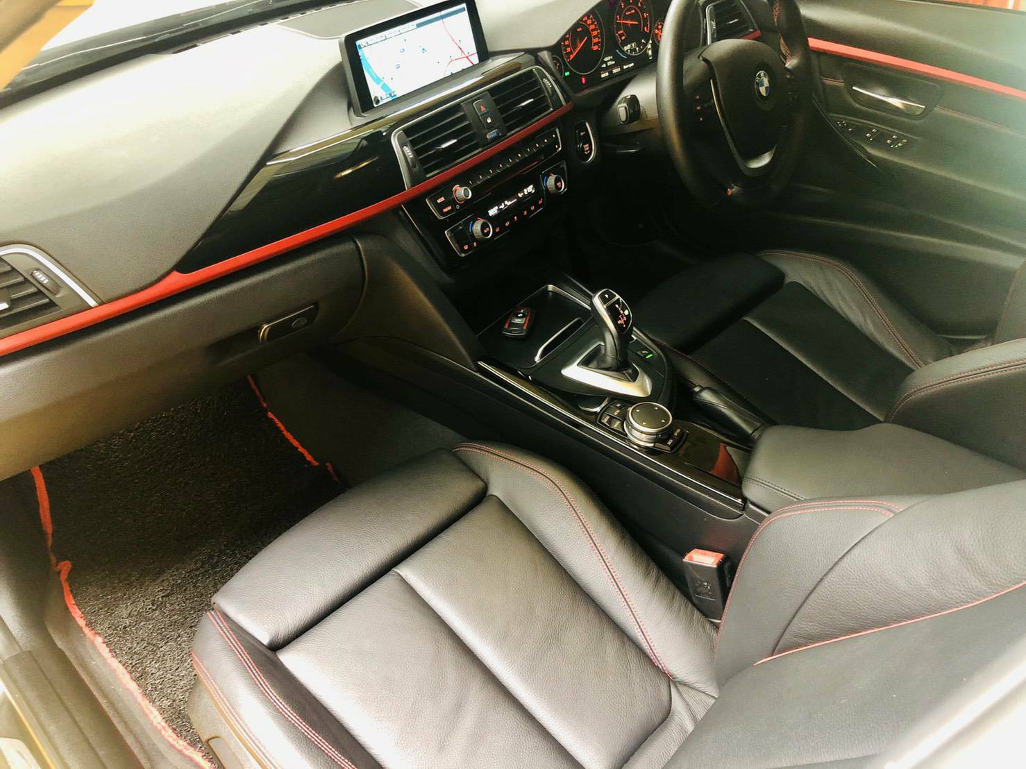 BMW 320D SPORT LINE LCI ปี 2016