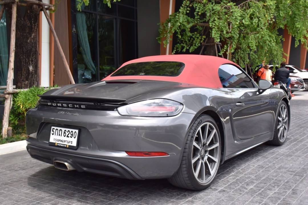 Porsche Boxster 718 ปี2017
