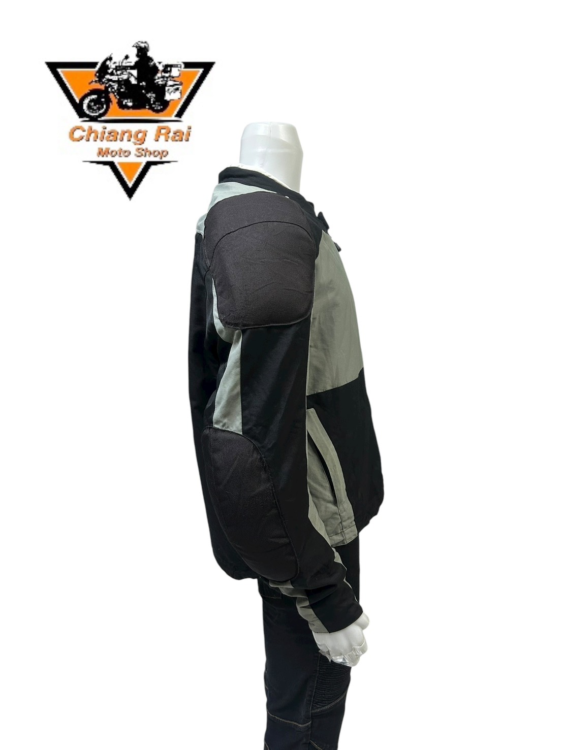 เสื้อขี่มอเตอร์ไซด์( มือสอง) CRSB 070 : อก 48" ยาว 25" (L) **Crivit**