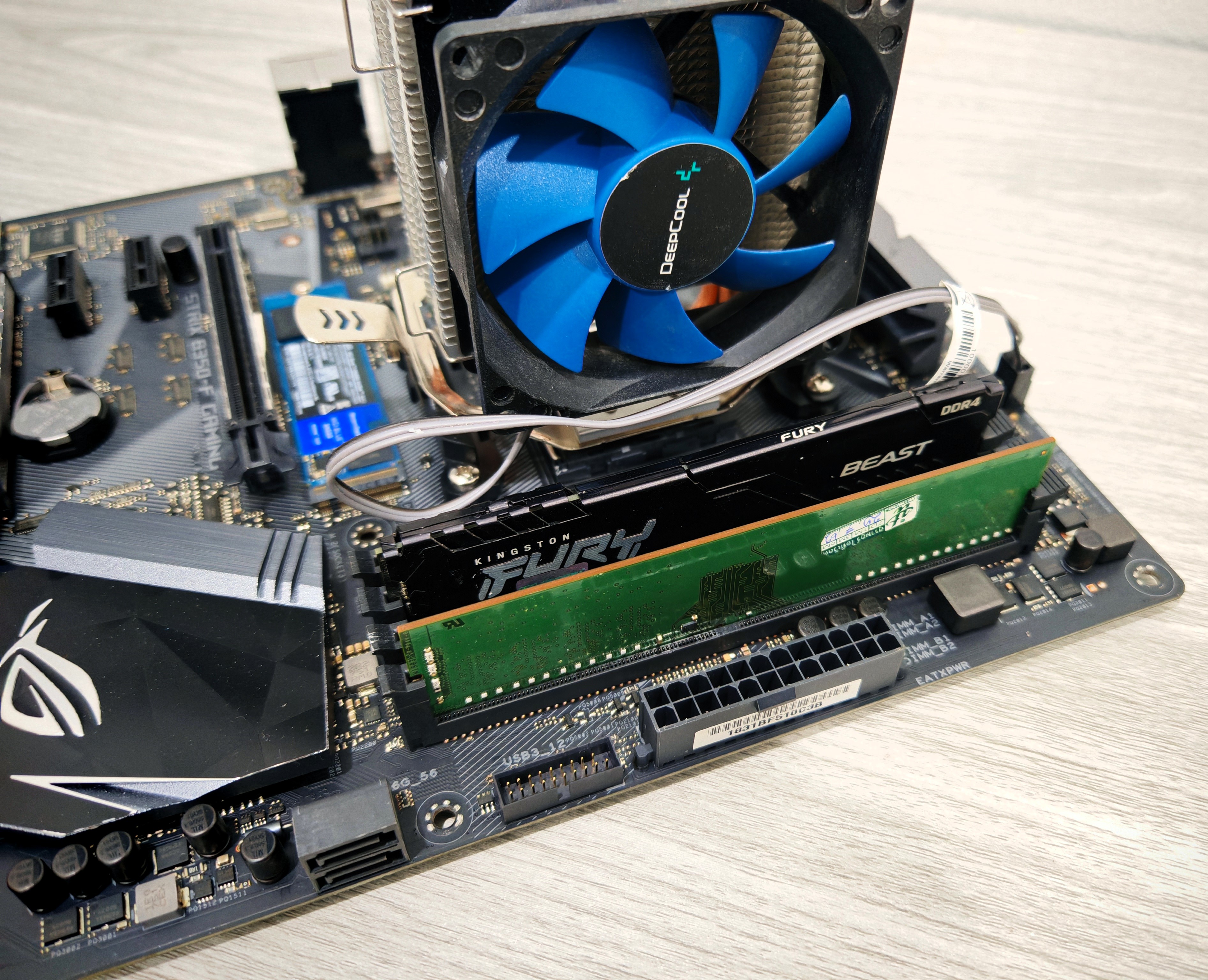 เซ็ตมัดรวม บอร์ด B350 + Ryzen 3 3300X + DDR4 16GB(8*2)/2400 + M.2 250GB