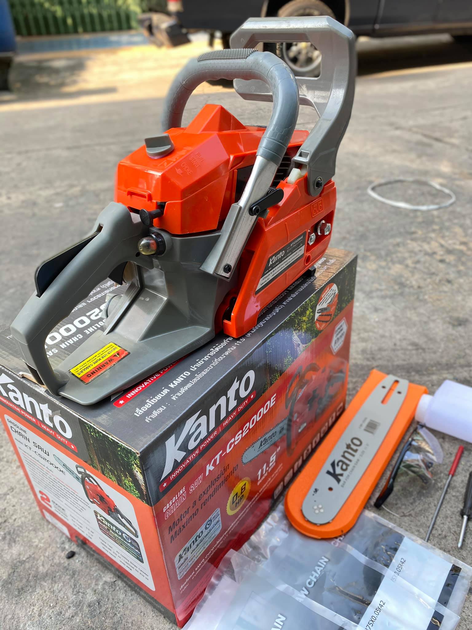 เลื่อยยนต์ ยี่ห้อ kanto รุ่น KT-CS2000E โซ่ 3 เส้น บาร์ 1 อัน