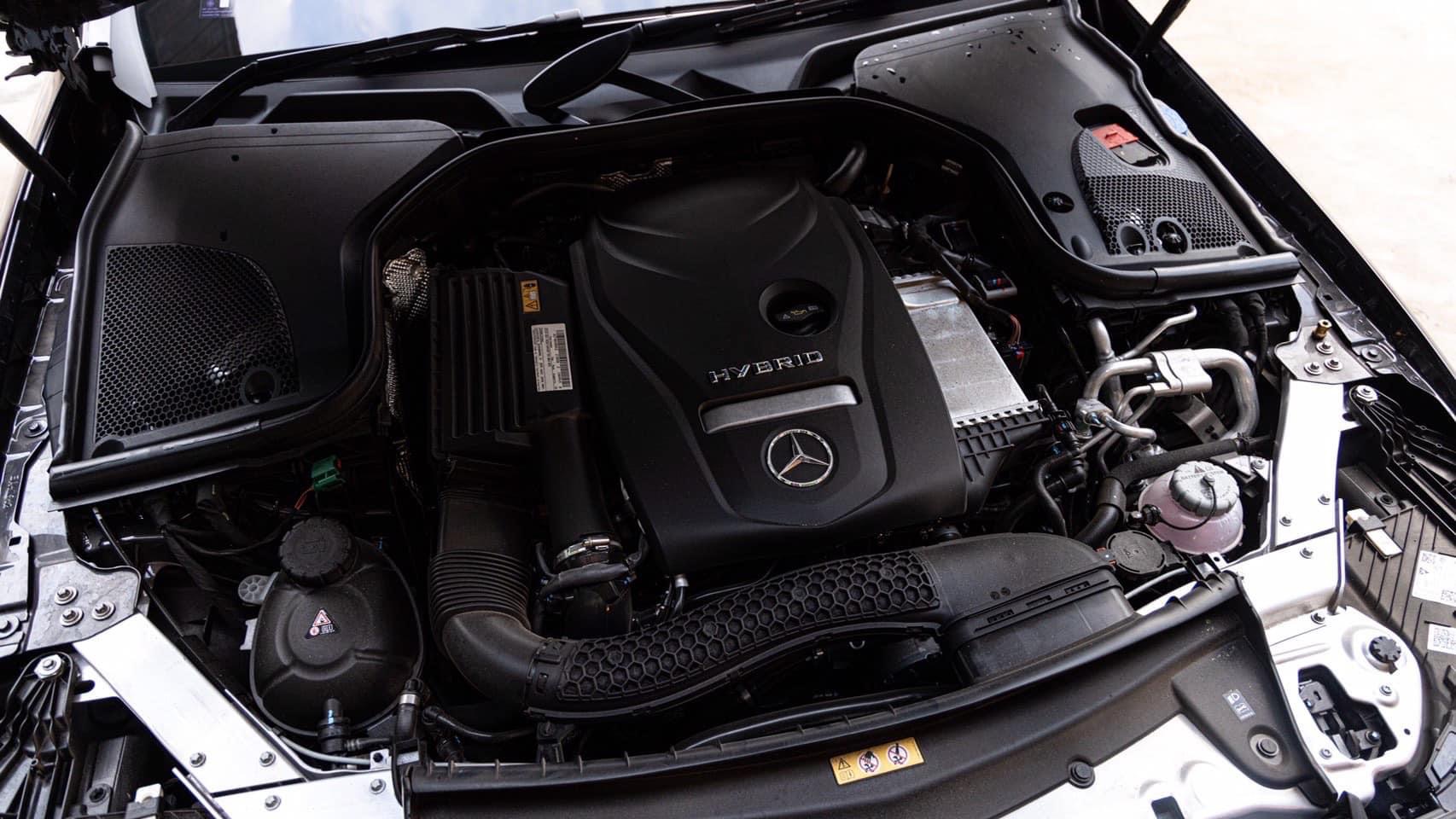 Mercedes-Benz E300e AMG Dynamic ปี 2021