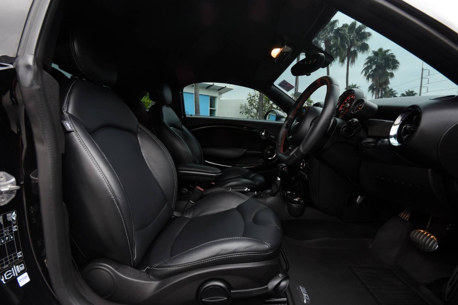 MINI CooperS R58 แต่งJohn Cooper Work ปี 2013