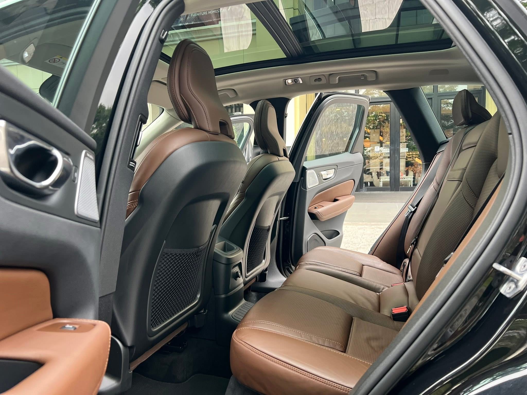 VOLVO XC60 T8 Incription AWD ปี 2019