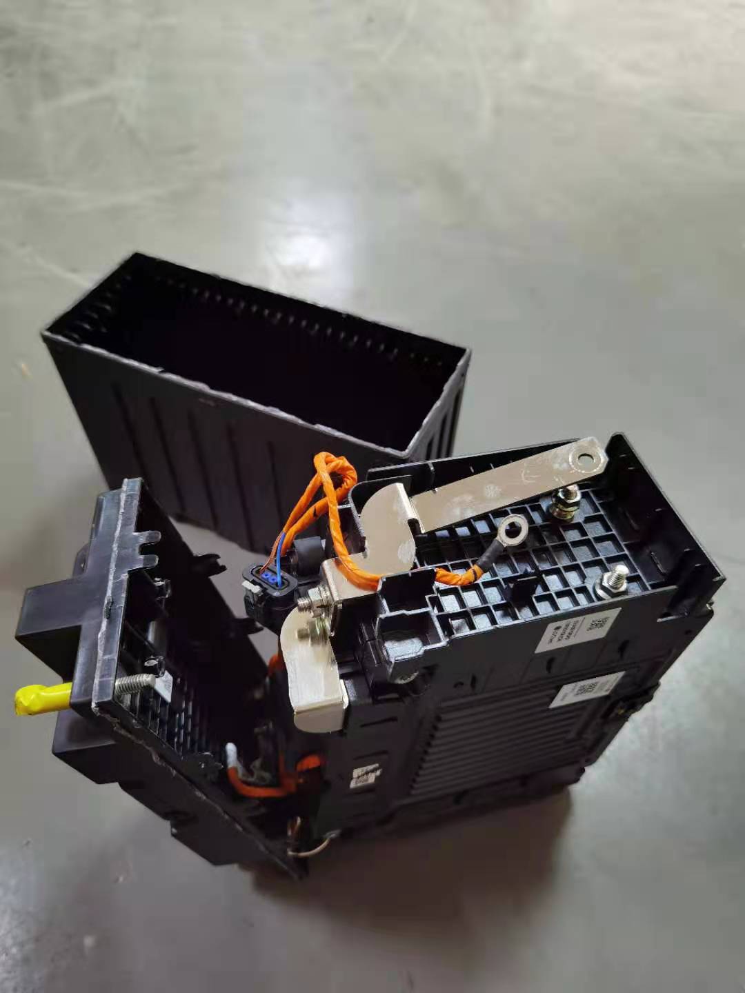 BMW 12v LTO from LG 6s 10ah