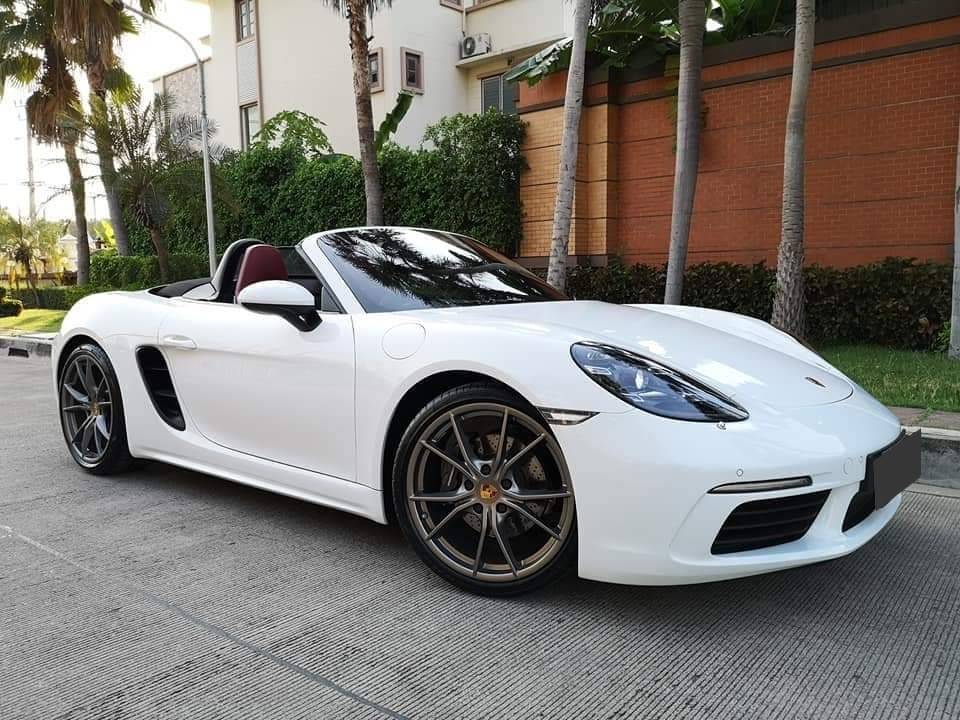Porsche 718 Boxster 2.0 convertible A/T ปี 2017