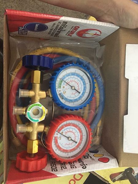 ชุดเกจ์ชาร์จน้ำยาแอร์ Okura