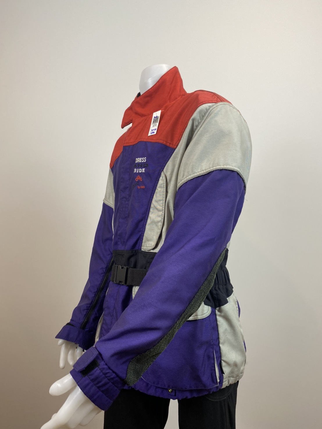 เสื้อขี่มอเตอร์ไซด์( มือสอง) RCT 656 (SALE) อก 50" ยาว 30" ยี่ห้อ ** BMW**