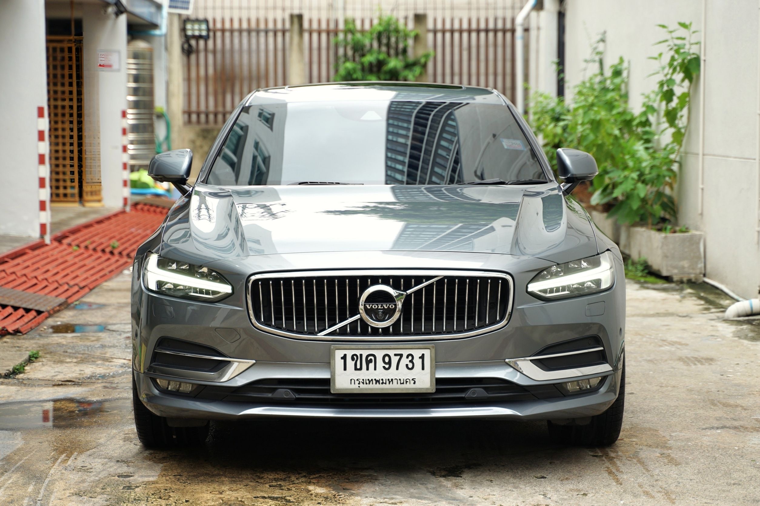 Volvo S90 D4 Inscription จดทะเบียน ปี 2017