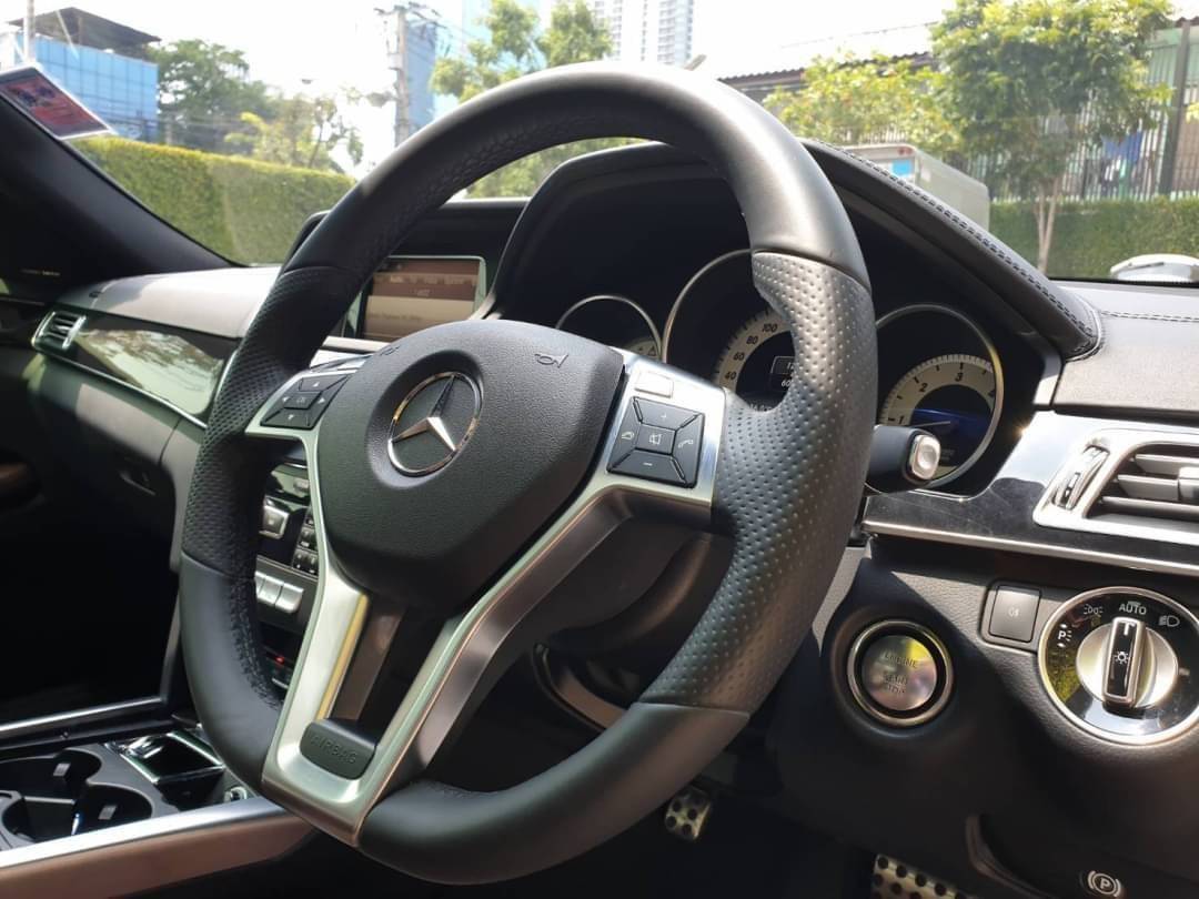 Mercedes E300 blutec Amg ปี 2013