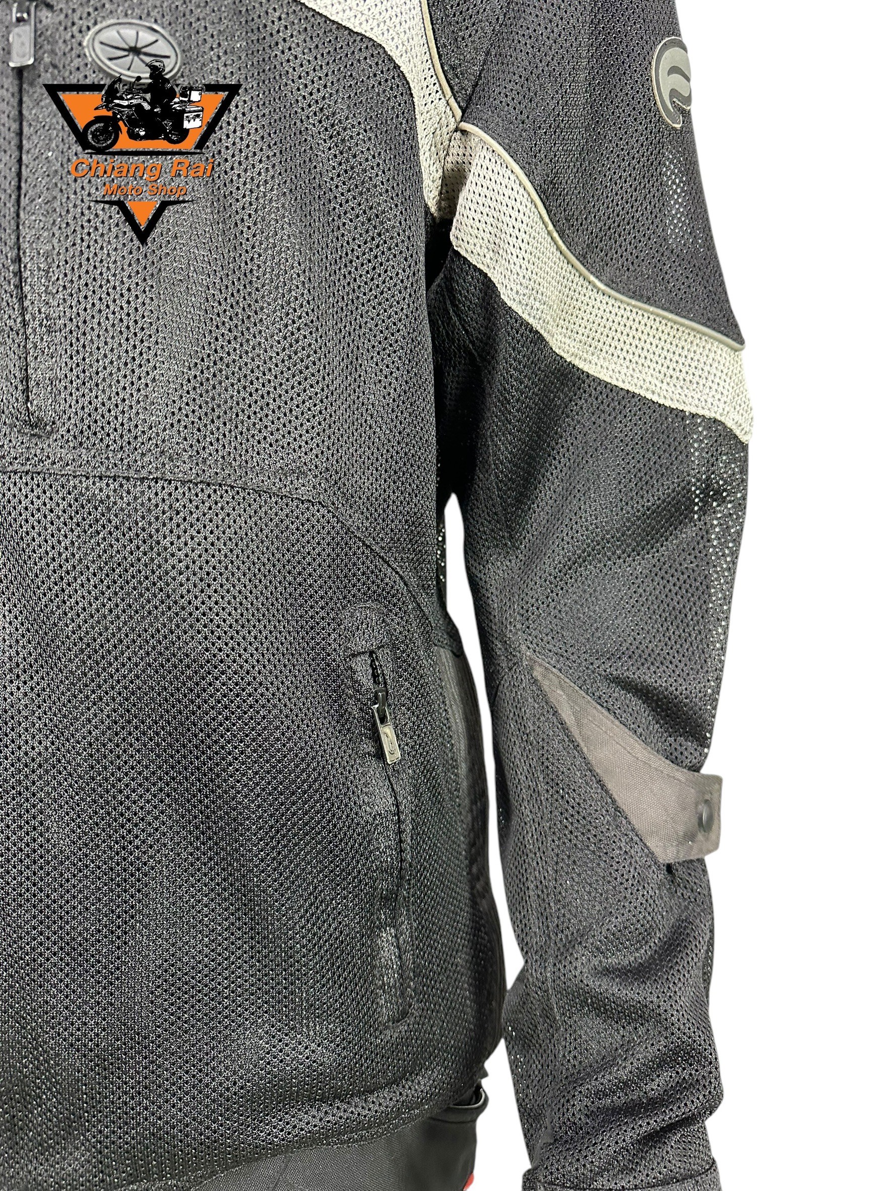 เสื้อขี่มอเตอร์ไซด์( มือสอง) RCSA 992 : อก 48" ยาว 27" (L) **FULMER**