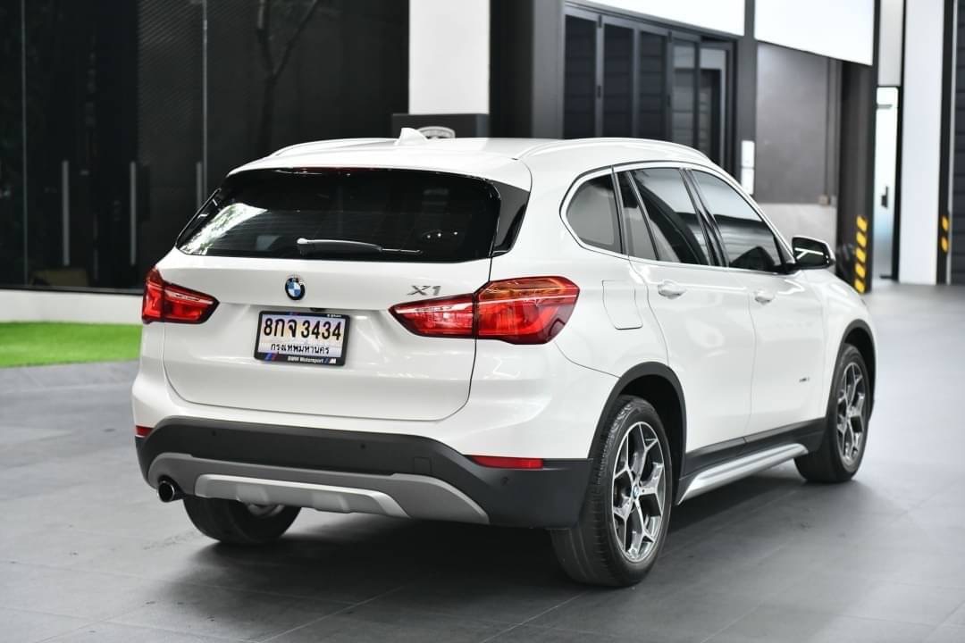 BMW X1 sDrive18i xLine ปี 2017